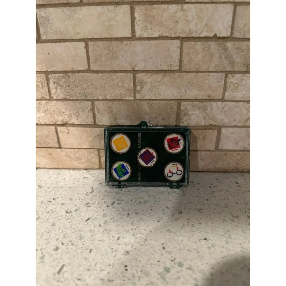Vtg Disney Brass Golf Ball Markers Set of 5 -The‎ 4 Parks + Mickey Head (g7)